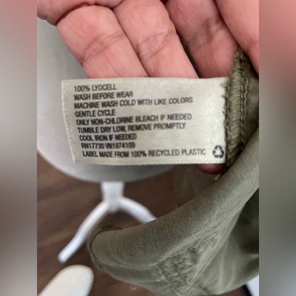 Lightweight jacket - Picture 5 of 7